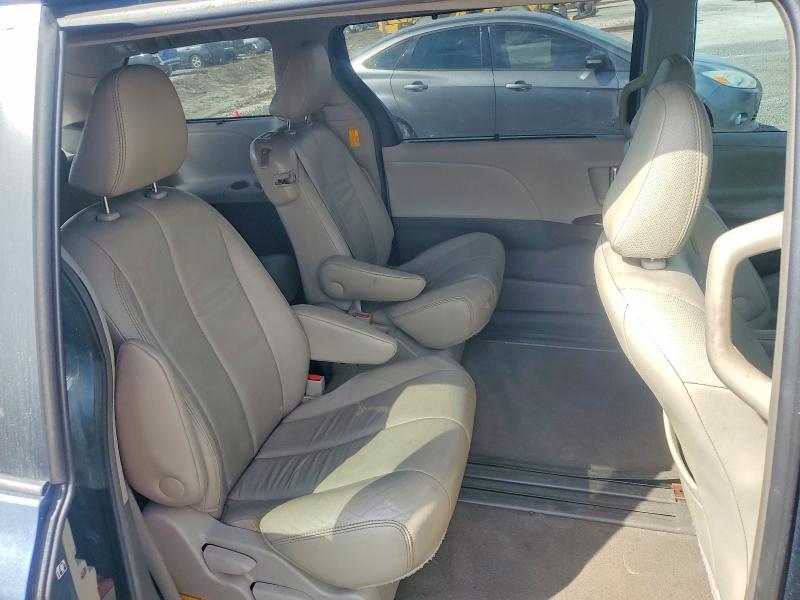 78521105 :رقم المزاد ، 5TDYK3DC2ES508123 vin ، 2014 Toyota Sienna مزاد بيع