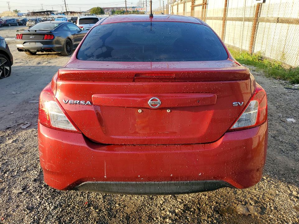 Продажа на аукционе авто 2017 Nissan Versa, vin: 3N1CN7AP0HL813164, номер лота: 79112375