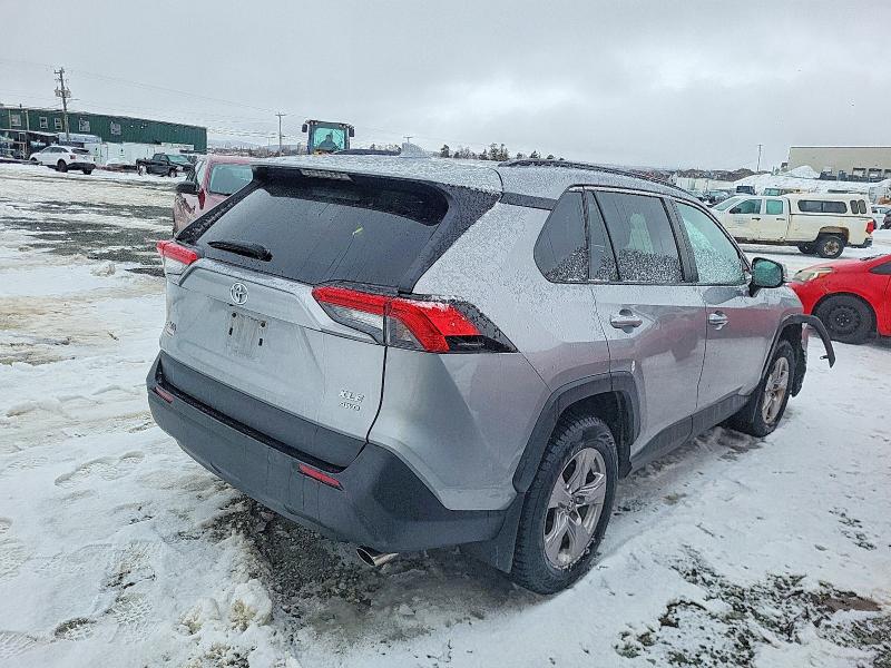 Продажа на аукционе авто 2022 Toyota Rav4, vin: 2T3R1RFV1NW250149, номер лота: 76598485