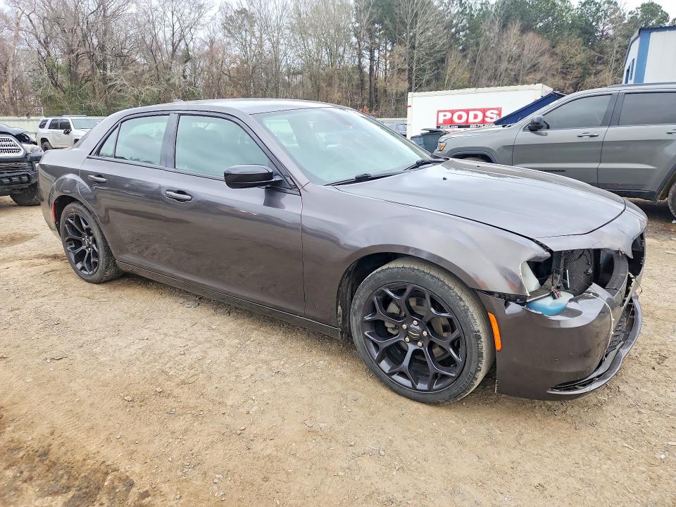 74364615 :رقم المزاد ، 2C3CCAAG3KH654502 vin ، 2019 Chrysler 300 مزاد بيع