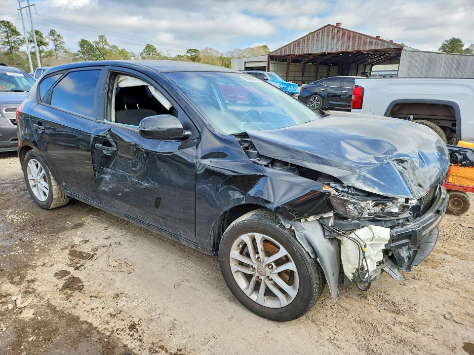 76200745 :رقم المزاد ، KNAFU5A28B5321024 vin ، 2011 Kia Forte مزاد بيع