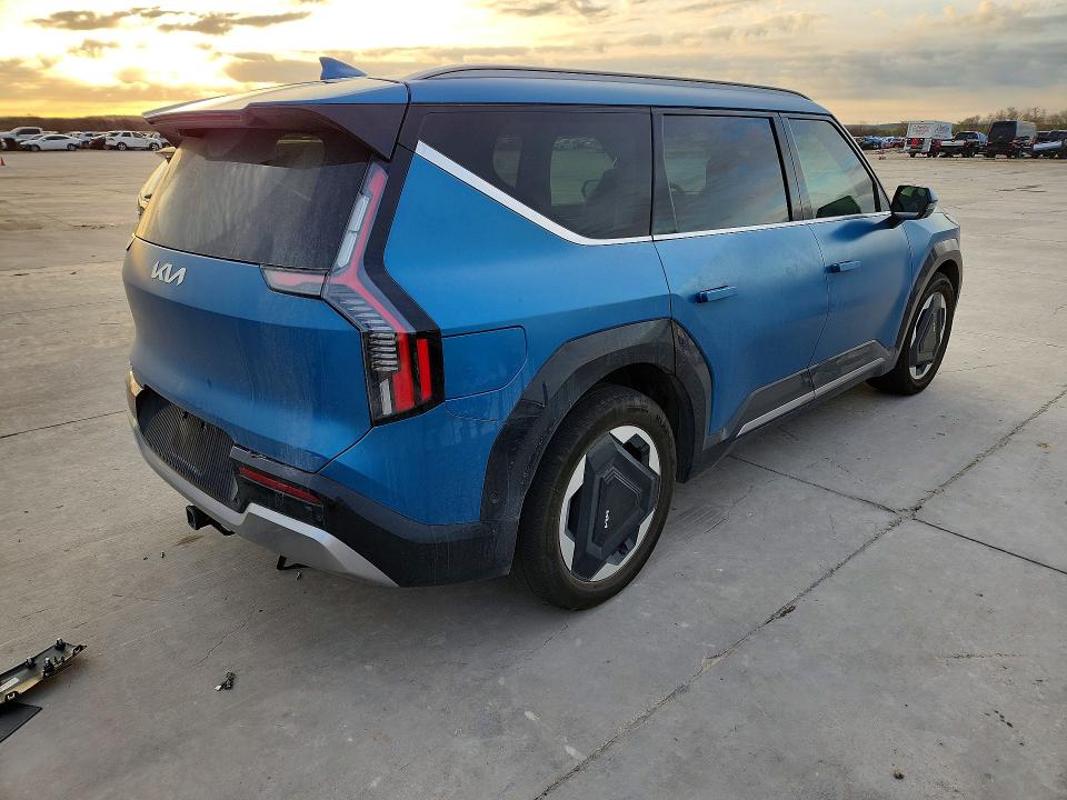 78479125 :رقم المزاد ، KNDADFS56R6028917 vin ، 2024 Kia Ev9 مزاد بيع