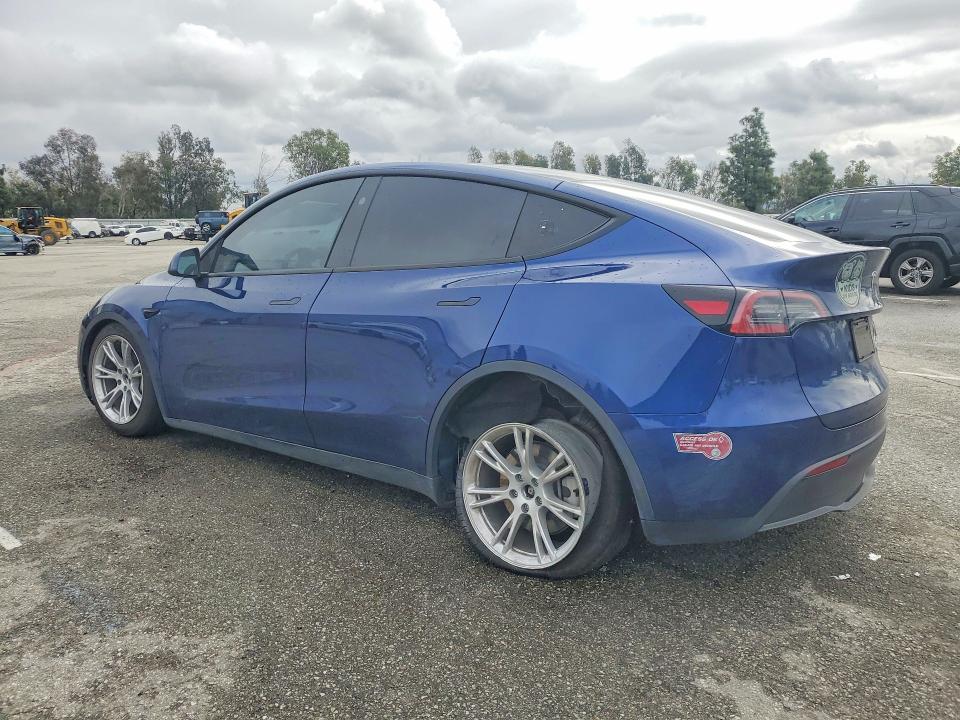 77127455 :رقم المزاد ، 7SAYGDED9PF946016 vin ، 2023 Tesla Model Y مزاد بيع