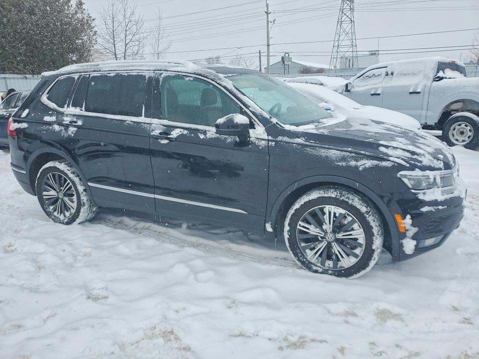 99502035 :رقم المزاد ، 3VV4B7AX6JM146483 vin ، 2018 Volkswagen Tiguan مزاد بيع