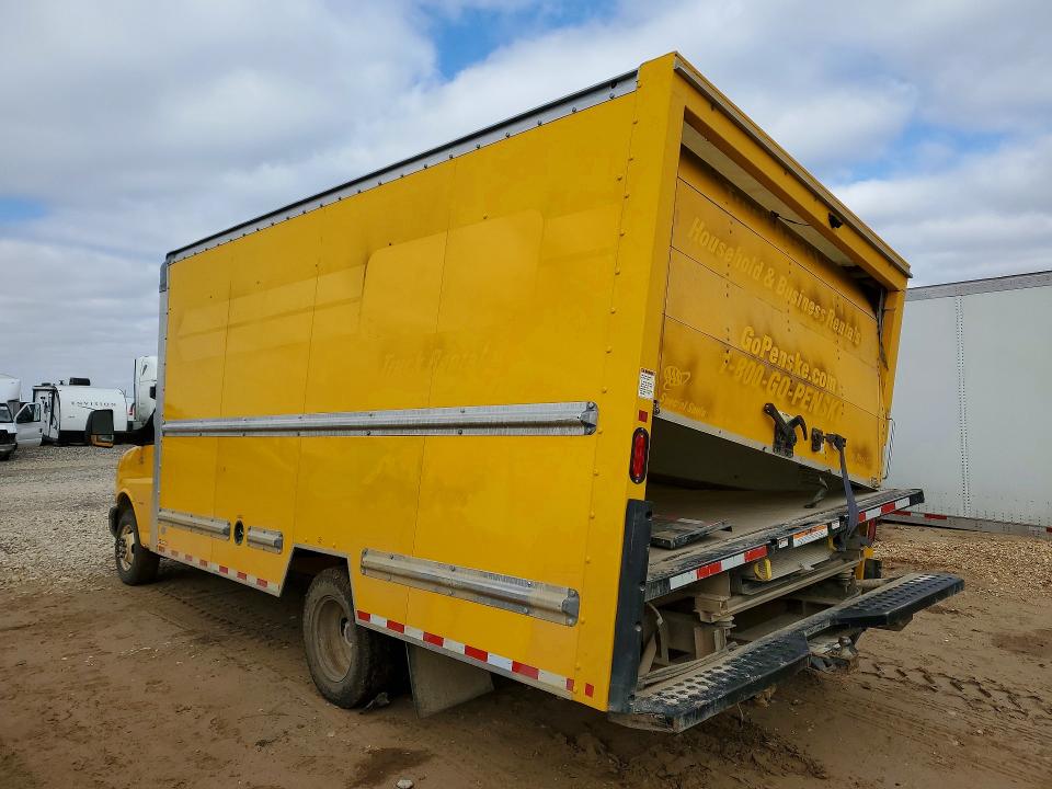 48548666 :رقم المزاد ، 7GZ37TC71PN003802 vin ، 2023 Gmc Savana مزاد بيع