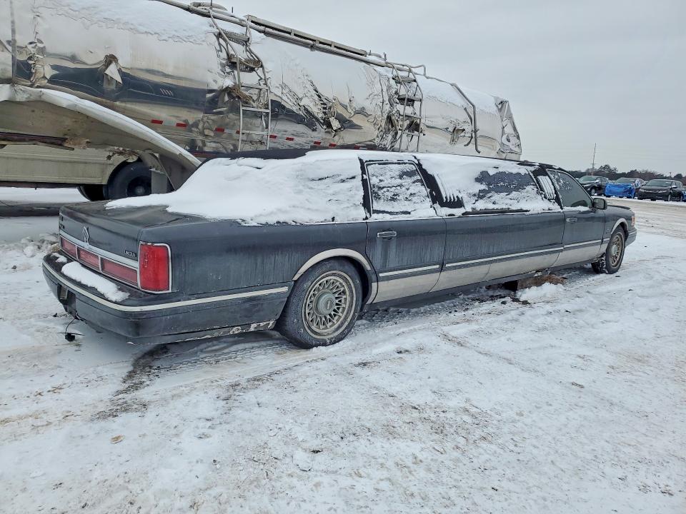 75085045 :رقم المزاد ، 1LNLM81W8SY729429 vin ، 1995 Lincoln Town Car مزاد بيع