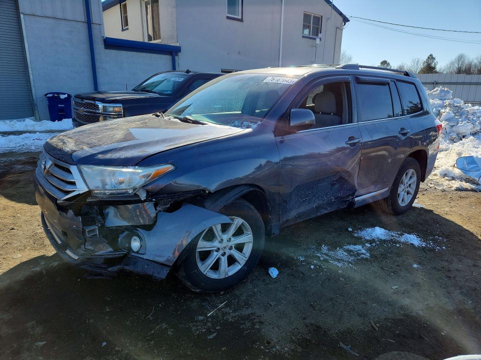 76161645 :رقم المزاد ، 5TDBK3EH5DS248752 vin ، 2013 Toyota Highlander مزاد بيع