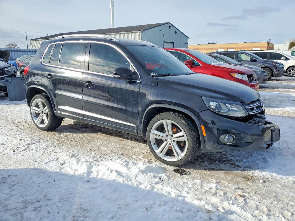 98777205 :رقم المزاد ، WVGJV7AX2FW612941 vin ، 2015 Volkswagen Tiguan مزاد بيع