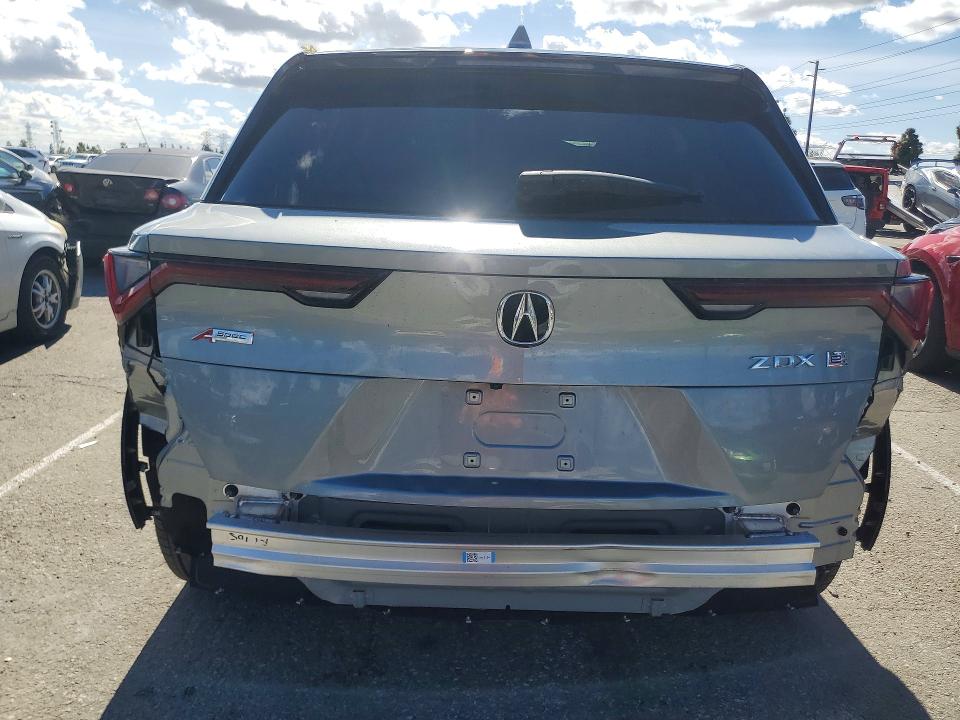 77706705 :رقم المزاد ، 4W5KHMRK3RZ517334 vin ، 2024 Acura Zdx مزاد بيع