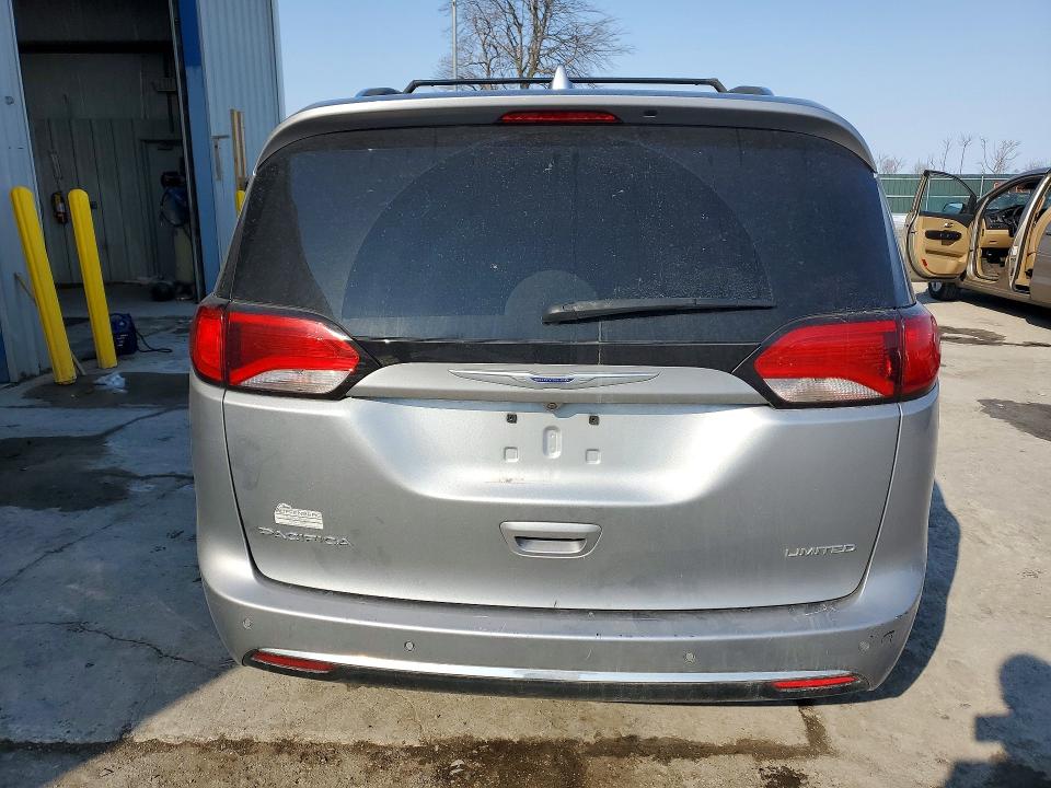 75363505 :رقم المزاد ، 2C4RC1GGXLR208999 vin ، 2020 Chrysler Pacifica مزاد بيع
