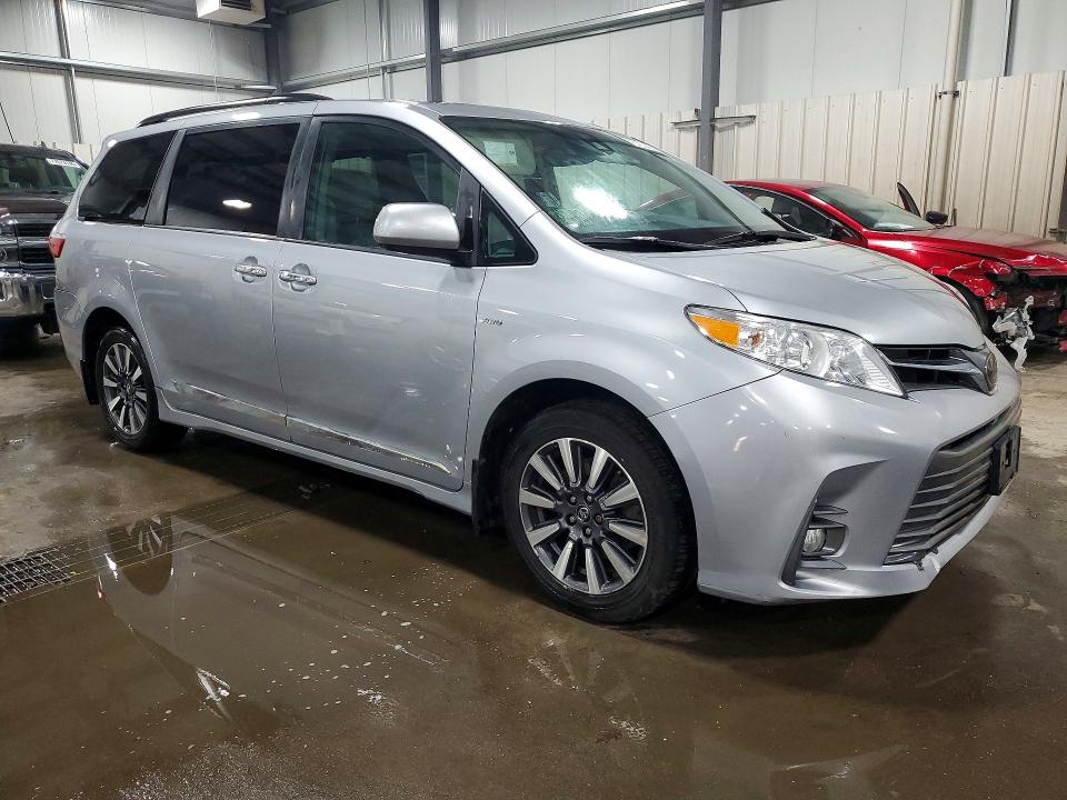 Продаж на аукціоні авто 2018 Toyota Sienna, vin: 5TDDZ3DC0JS203837, номер лоту: 75191445