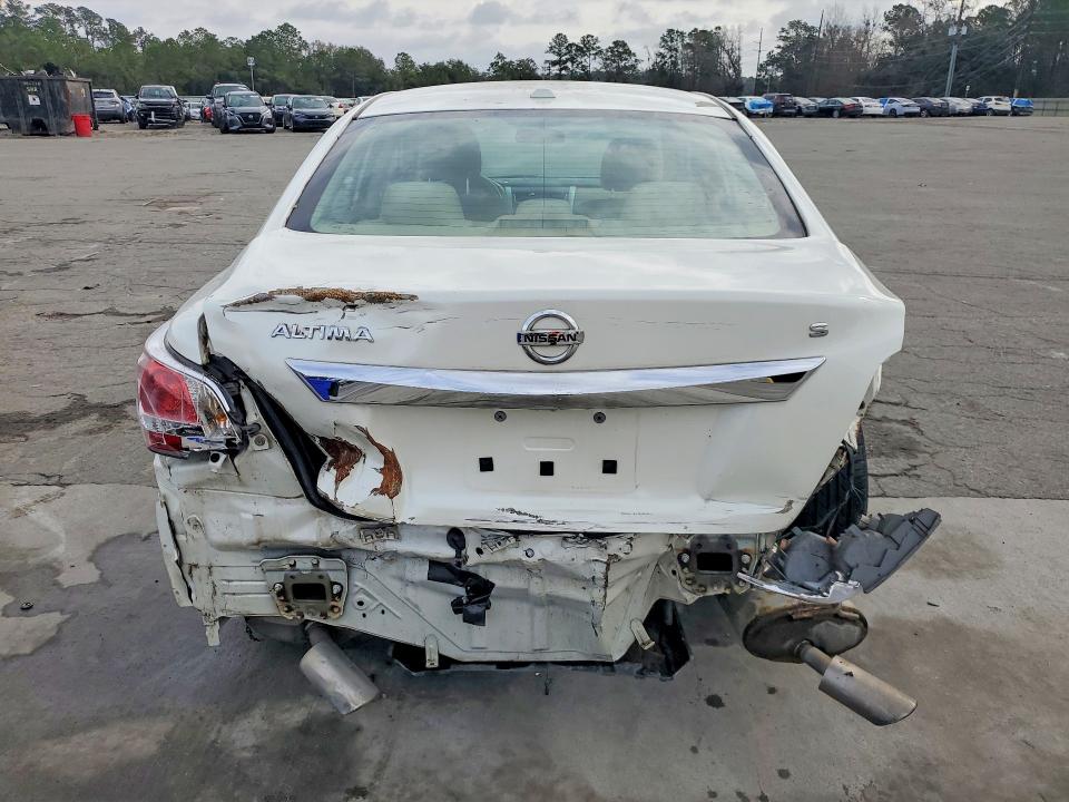2015 Nissan Altima მანქანა იყიდება აუქციონზე, vin: 1N4AL3AP1FC283336, აუქციონის ნომერი: 77563975
