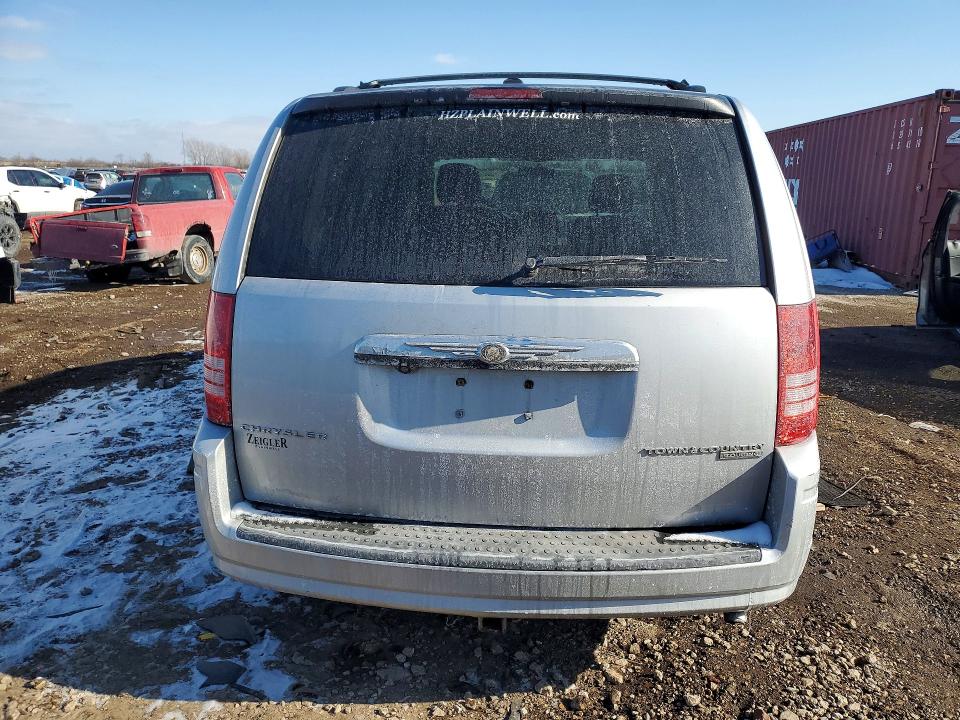 75814185 :رقم المزاد ، 2A4RR5D14AR368857 vin ، 2010 Chrysler Town & Country مزاد بيع