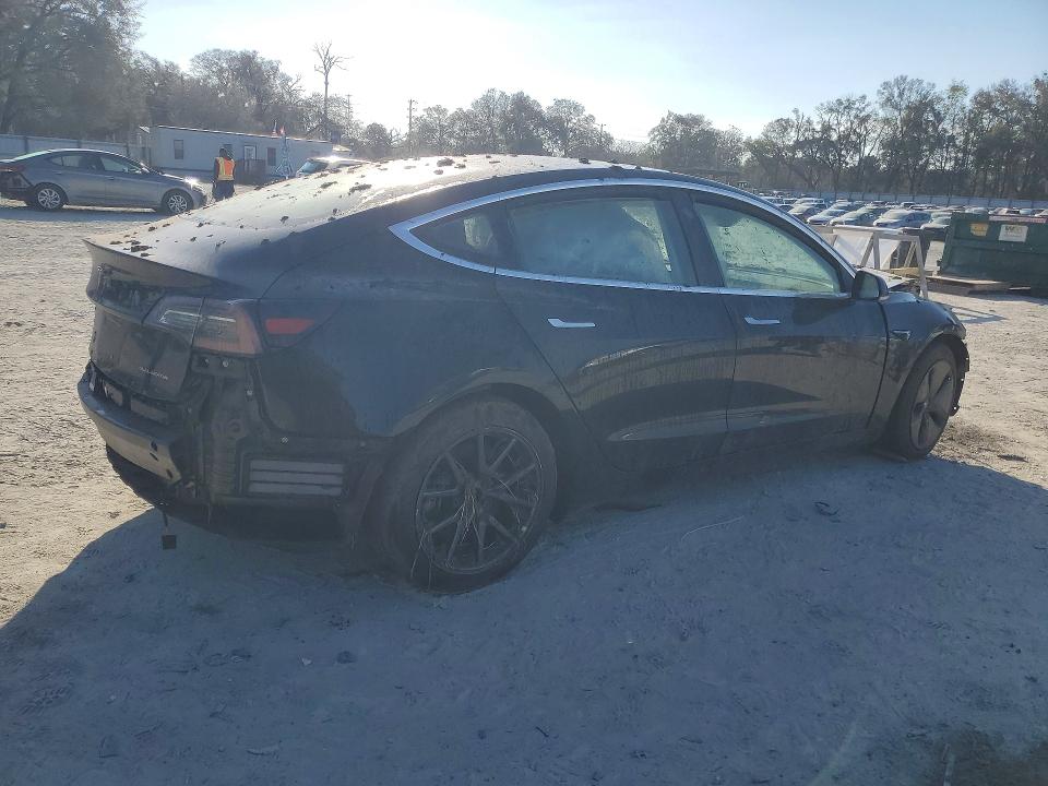 Продажа на аукционе авто 2018 Tesla Model 3, vin: 5YJ3E1EB7JF127958, номер лота: 78831195
