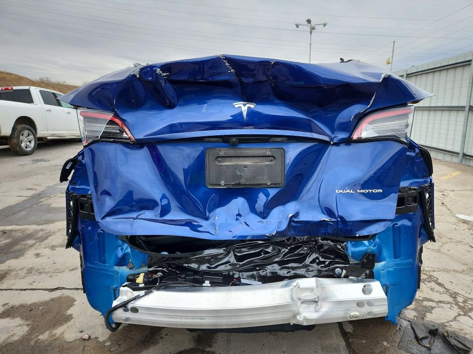 Продаж на аукціоні авто 2024 Tesla Model Y, vin: 7SAYGDEE2RF986465, номер лоту: 74483315