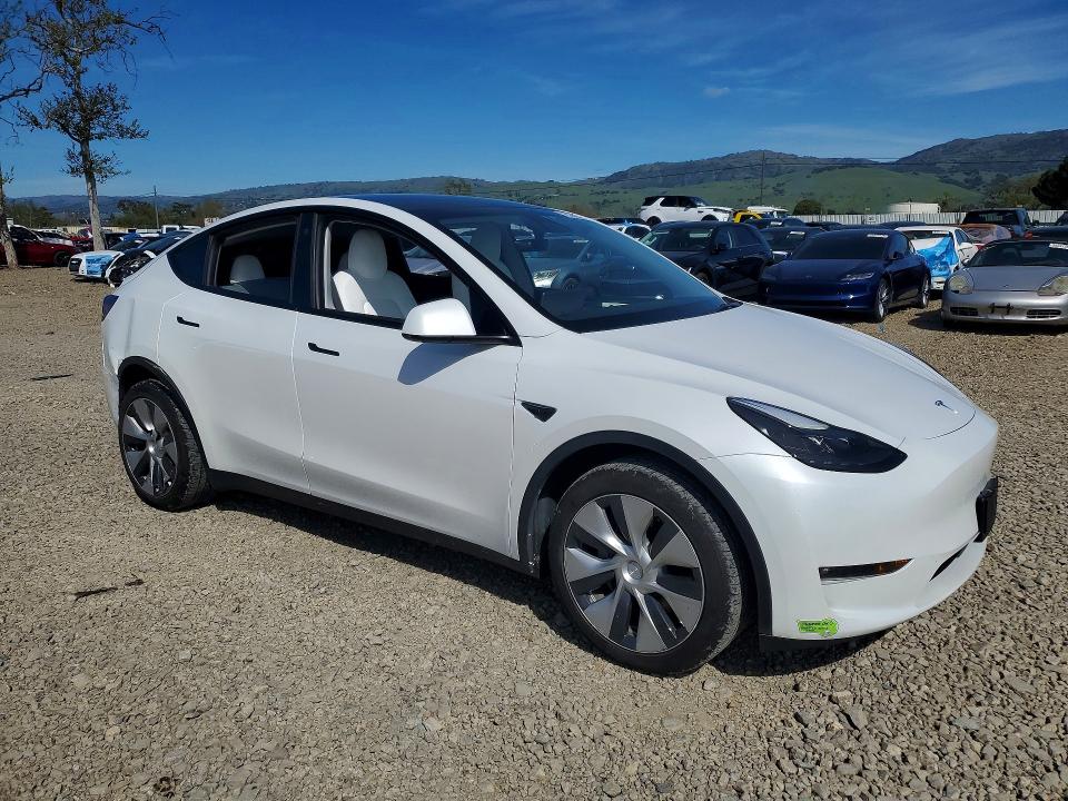 Продажа на аукционе авто 2023 Tesla Model Y, vin: 7SAYGDEE3PF670991, номер лота: 79268505