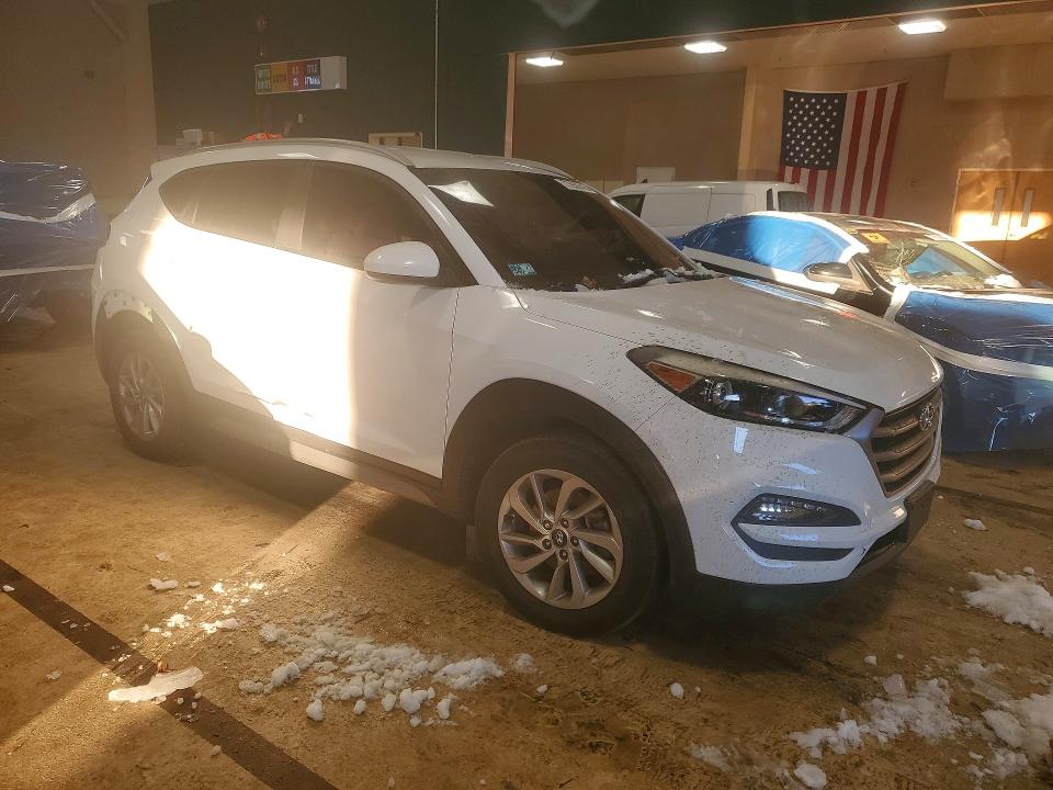 2017 Hyundai Tucson მანქანა იყიდება აუქციონზე, vin: KM8J3CA47HU271085, აუქციონის ნომერი: 58366736