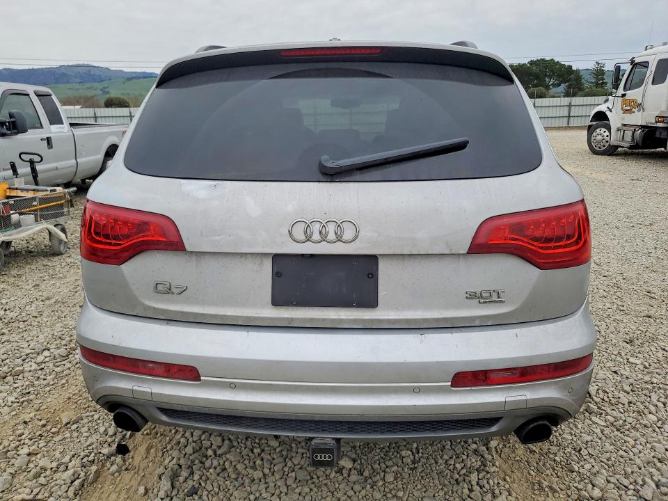 76875155 :رقم المزاد ، WA1DGAFE9FD029210 vin ، 2015 Audi Q7 مزاد بيع
