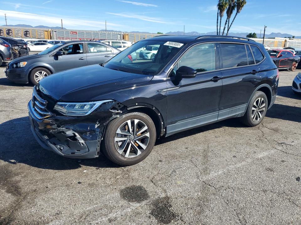 76853085 :رقم المزاد ، 3VV1B7AX6NM164135 vin ، 2022 Volkswagen Tiguan مزاد بيع
