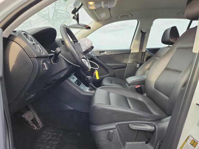 73389255 :رقم المزاد ، WVGBV7AXXHK022372 vin ، 2017 Volkswagen Tiguan مزاد بيع