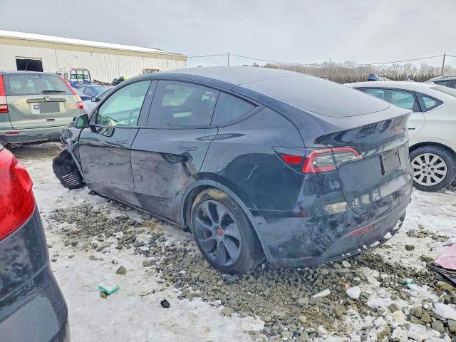 Продаж на аукціоні авто 2023 Tesla Model Y, vin: 7SAYGDEEXPF947295, номер лоту: 76163245