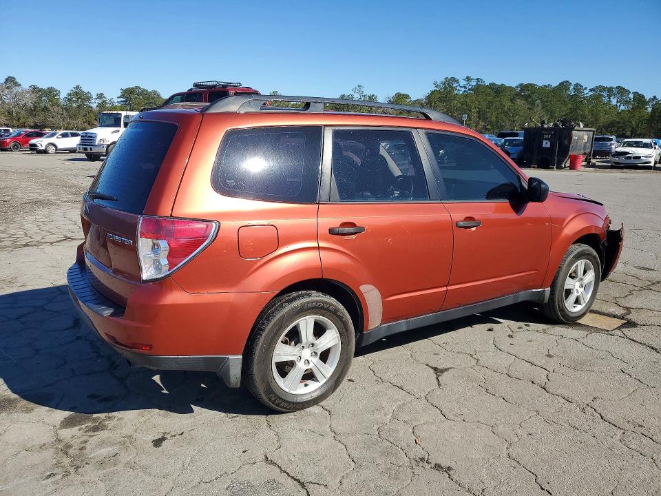 76643085 :رقم المزاد ، JF2SHBBC1BH728338 vin ، 2011 Subaru Forester مزاد بيع