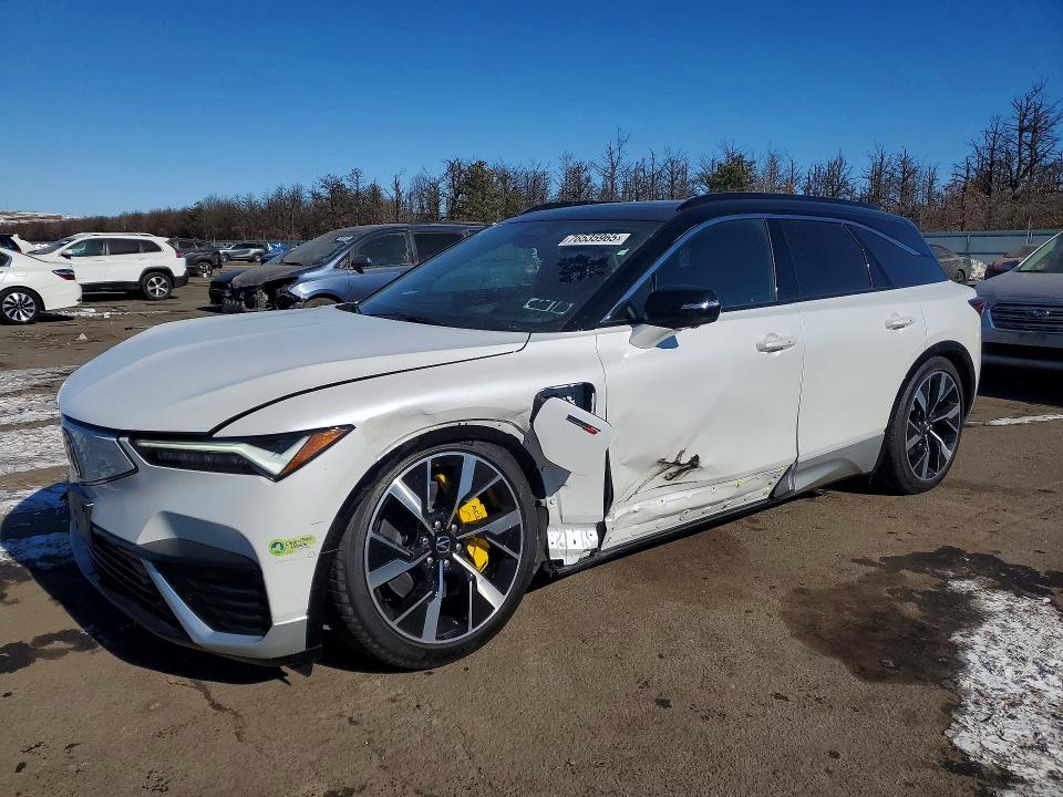 76535965 :رقم المزاد ، 4W5XHPRL9RZ513448 vin ، 2024 Acura Zdx مزاد بيع