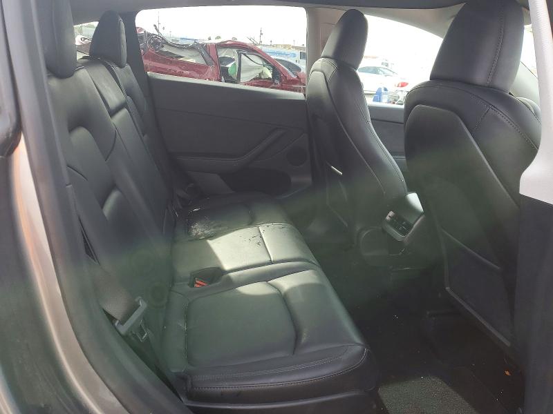 77108275 :رقم المزاد ، 7SAYGAEE2RF126368 vin ، 2024 Tesla Model Y مزاد بيع