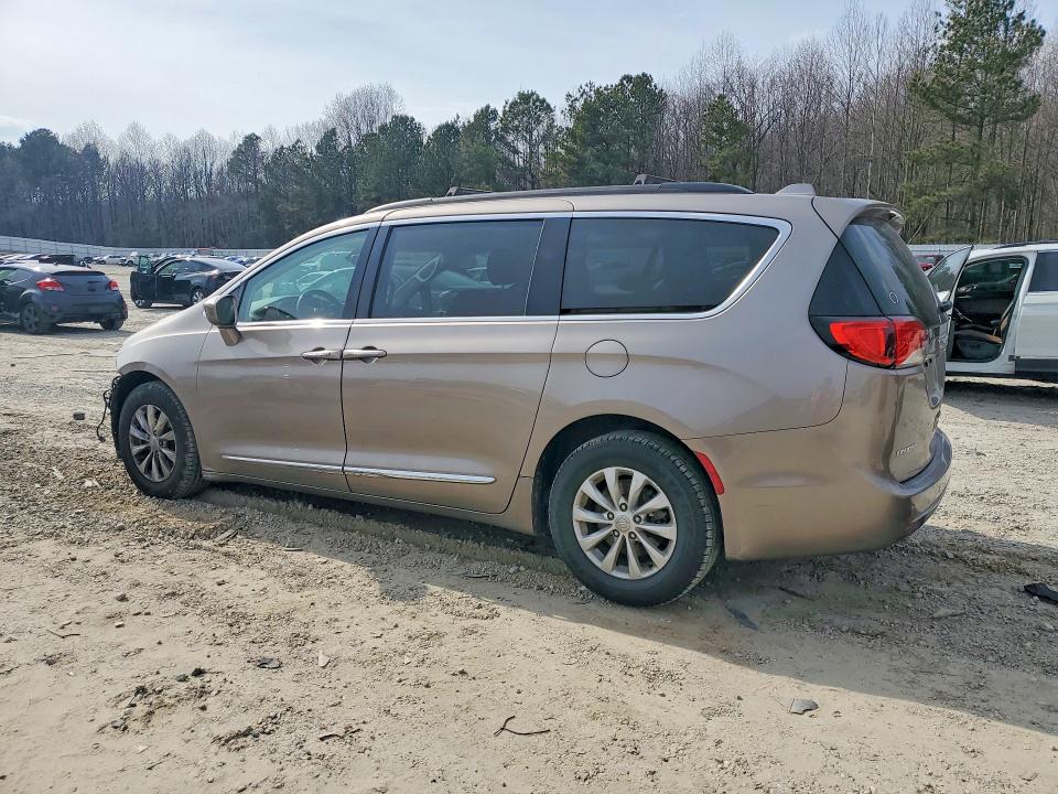 2017 Chrysler Pacifica მანქანა იყიდება აუქციონზე, vin: 2C4RC1BG9HR654205, აუქციონის ნომერი: 76522285