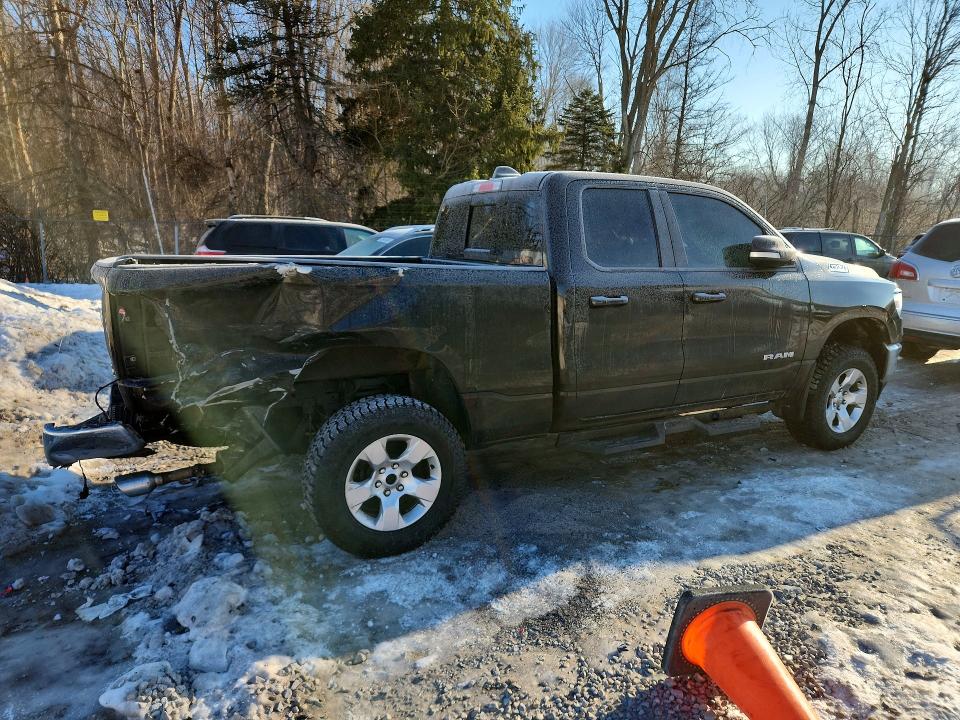76641045 :رقم المزاد ، 1C6SRFBT5MN618391 vin ، 2021 Ram 1500 مزاد بيع