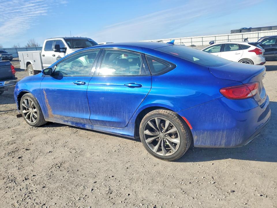 77270395 :رقم المزاد ، 1C3CCCBG0FN589485 vin ، 2015 Chrysler 200 مزاد بيع