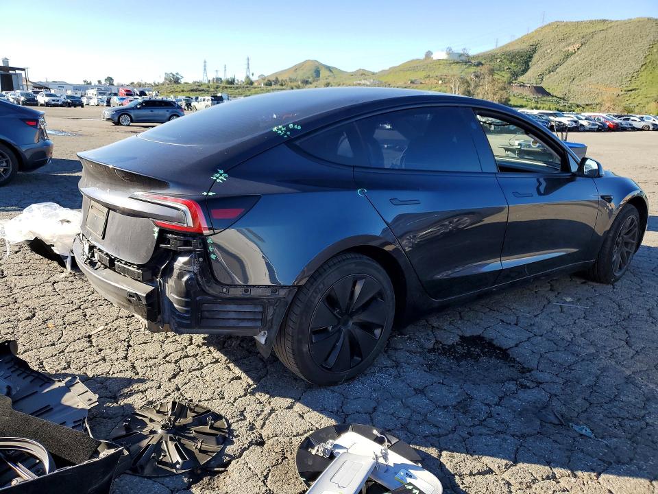 Продажа на аукционе авто 2024 Tesla Model 3, vin: 5YJ3E1EA3RF765742, номер лота: 78183725