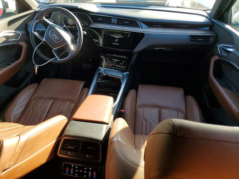 2019 Audi E-tron მანქანა იყიდება აუქციონზე, vin: WA1VABGE7KB020781, აუქციონის ნომერი: 79015175