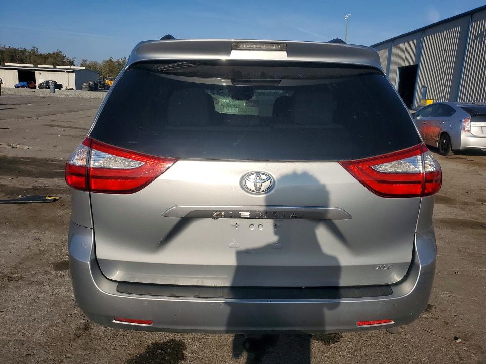 Продажа на аукционе авто 2015 Toyota Sienna, vin: 5TDYK3DCXFS532445, номер лота: 78294475