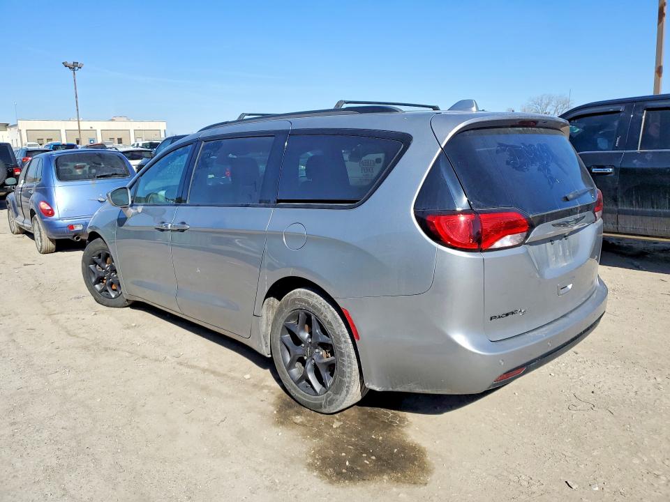 Продажа на аукционе авто 2018 Chrysler Pacifica, vin: 2C4RC1BG3JR274301, номер лота: 78313755