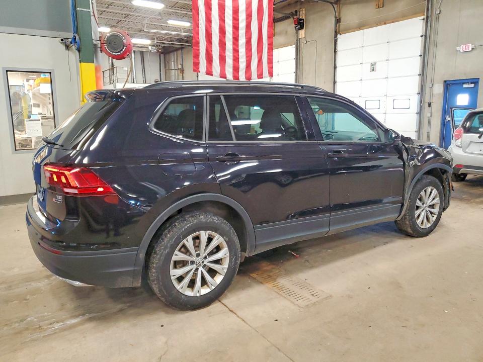 Продаж на аукціоні авто 2018 Volkswagen Tiguan, vin: 3VV0B7AX4JM157917, номер лоту: 76269125