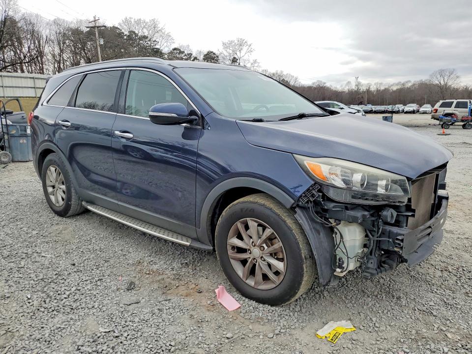 Продажа на аукционе авто 2016 Kia Sorento, vin: 5XYPG4A50GG084868, номер лота: 77095215