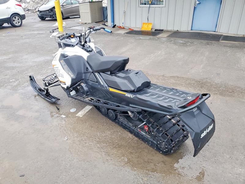Auction sale of the 2017 Ski-doo Renegade Adrenaline, vin: 2BPSUFHX6HV000546, lot number: 76566305