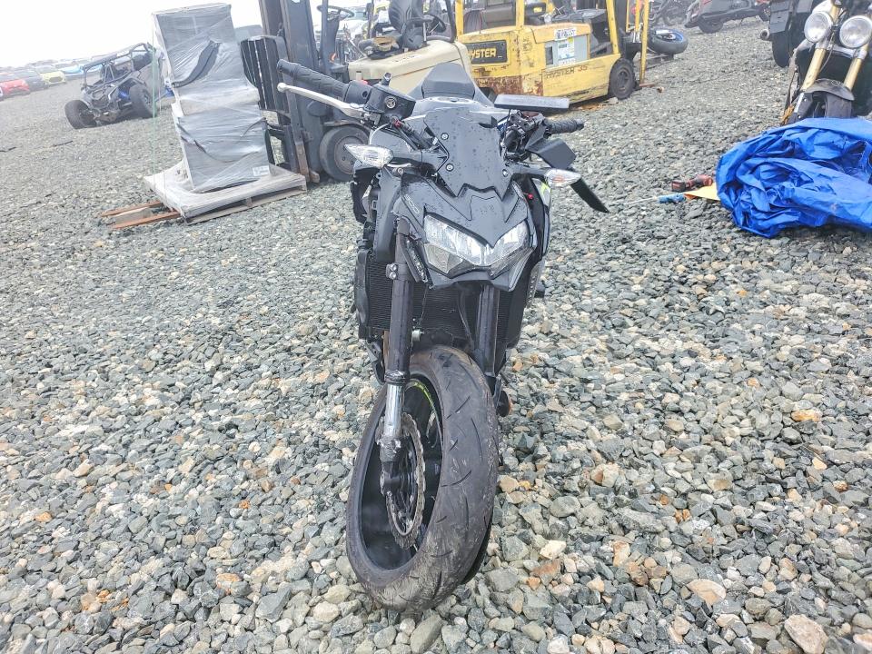 76011165 :رقم المزاد ، ML5ZRDF13RDA67456 vin ، 2024 Kawasaki Zr900 F مزاد بيع