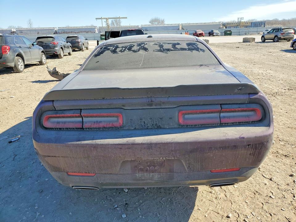 76848325 :رقم المزاد ، 2C3CDZKG5NH245982 vin ، 2022 Dodge Challenger مزاد بيع