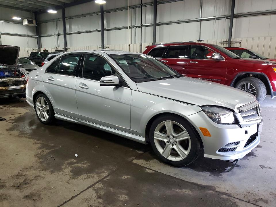 79384055 :رقم المزاد ، WDDGF8BB5BR133478 vin ، 2011 Mercedes-benz C مزاد بيع