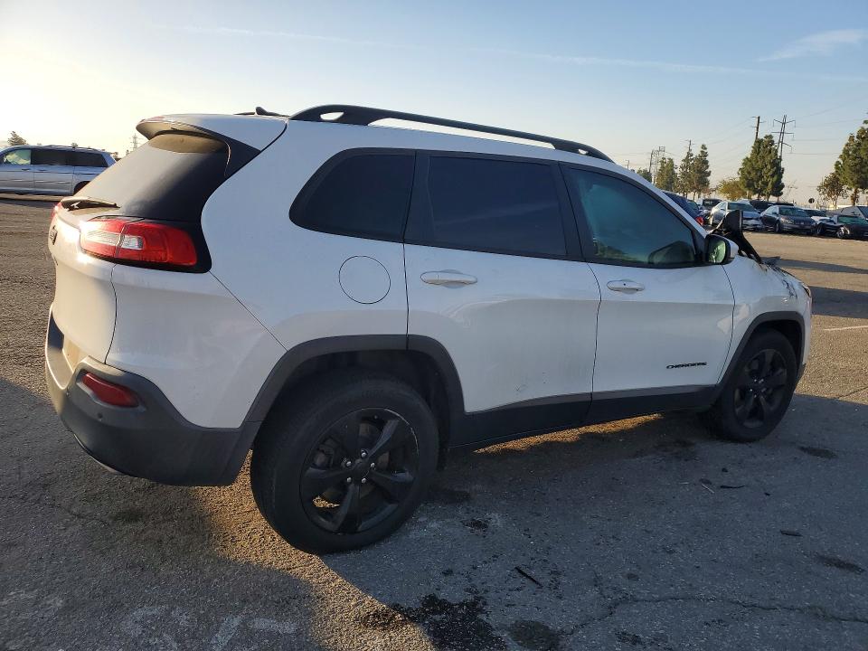 78729355 :رقم المزاد ، 1C4PJMCS5FW740441 vin ، 2015 Jeep Cherokee مزاد بيع