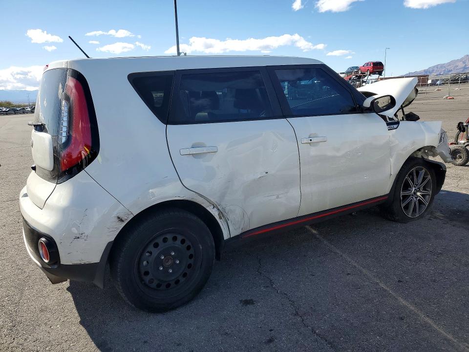 77830445 :رقم المزاد ، KNDJX3AA0H7492377 vin ، 2017 Kia Soul مزاد بيع
