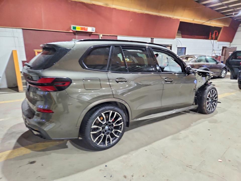 77672525 :رقم المزاد ، 5UX23EU01R9S38938 vin ، 2024 Bmw X5 مزاد بيع