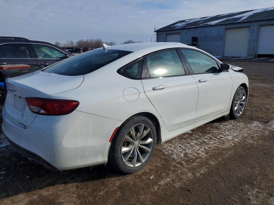 76372085 :رقم المزاد ، 1C3CCCBBXFN750350 vin ، 2015 Chrysler 200 مزاد بيع