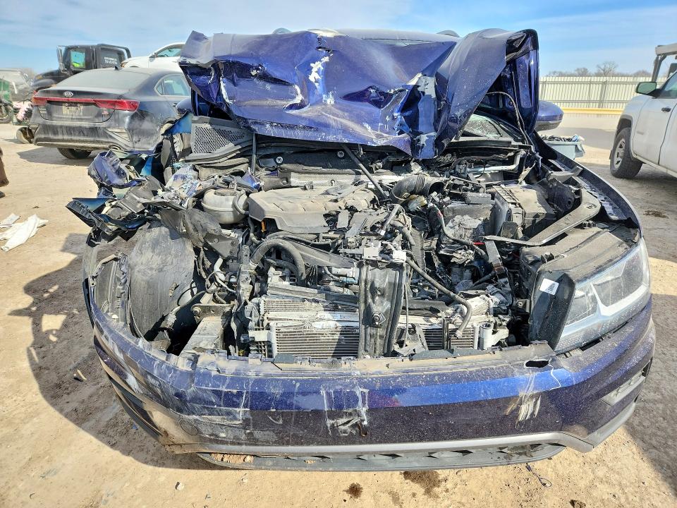 76860615 :رقم المزاد ، 3VV1B7AX5MM107133 vin ، 2021 Volkswagen Tiguan مزاد بيع