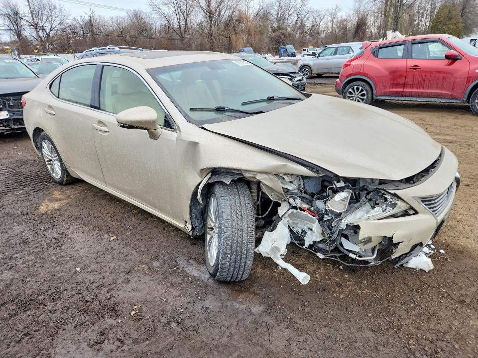 76915375 :رقم المزاد ، JTHBK1GGXD2007977 vin ، 2013 Lexus Es مزاد بيع