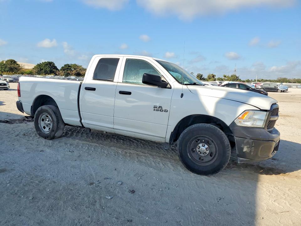 79305395 :رقم المزاد ، 1C6RR7FG2JS212065 vin ، 2018 Ram 1500 مزاد بيع