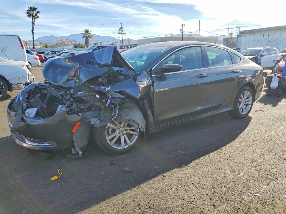Auction sale of the 2015 Chrysler 200, vin: 1C3CCCAB1FN577738, lot number: 79303555