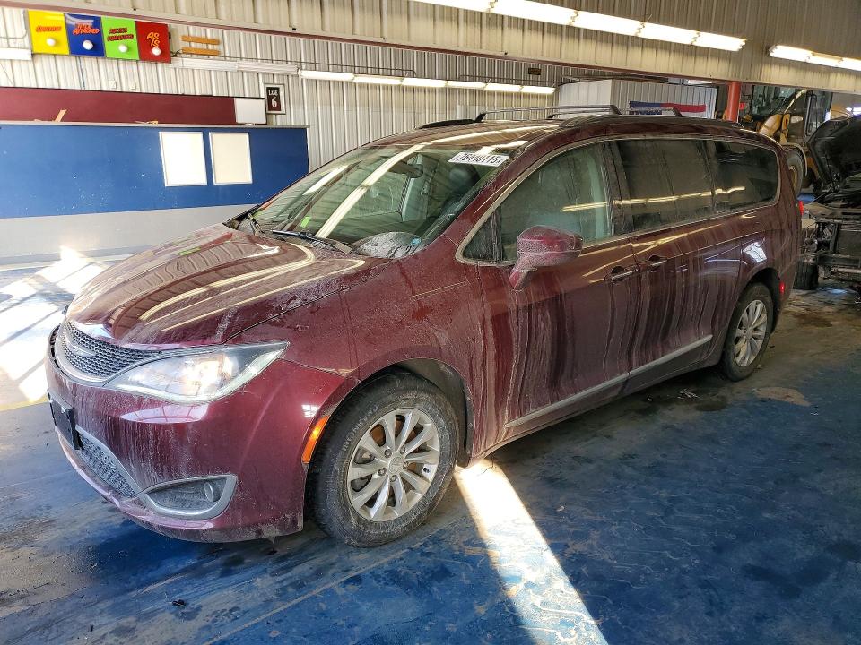 Продаж на аукціоні авто 2019 Chrysler Pacifica, vin: 2C4RC1BG0KR685527, номер лоту: 76440115